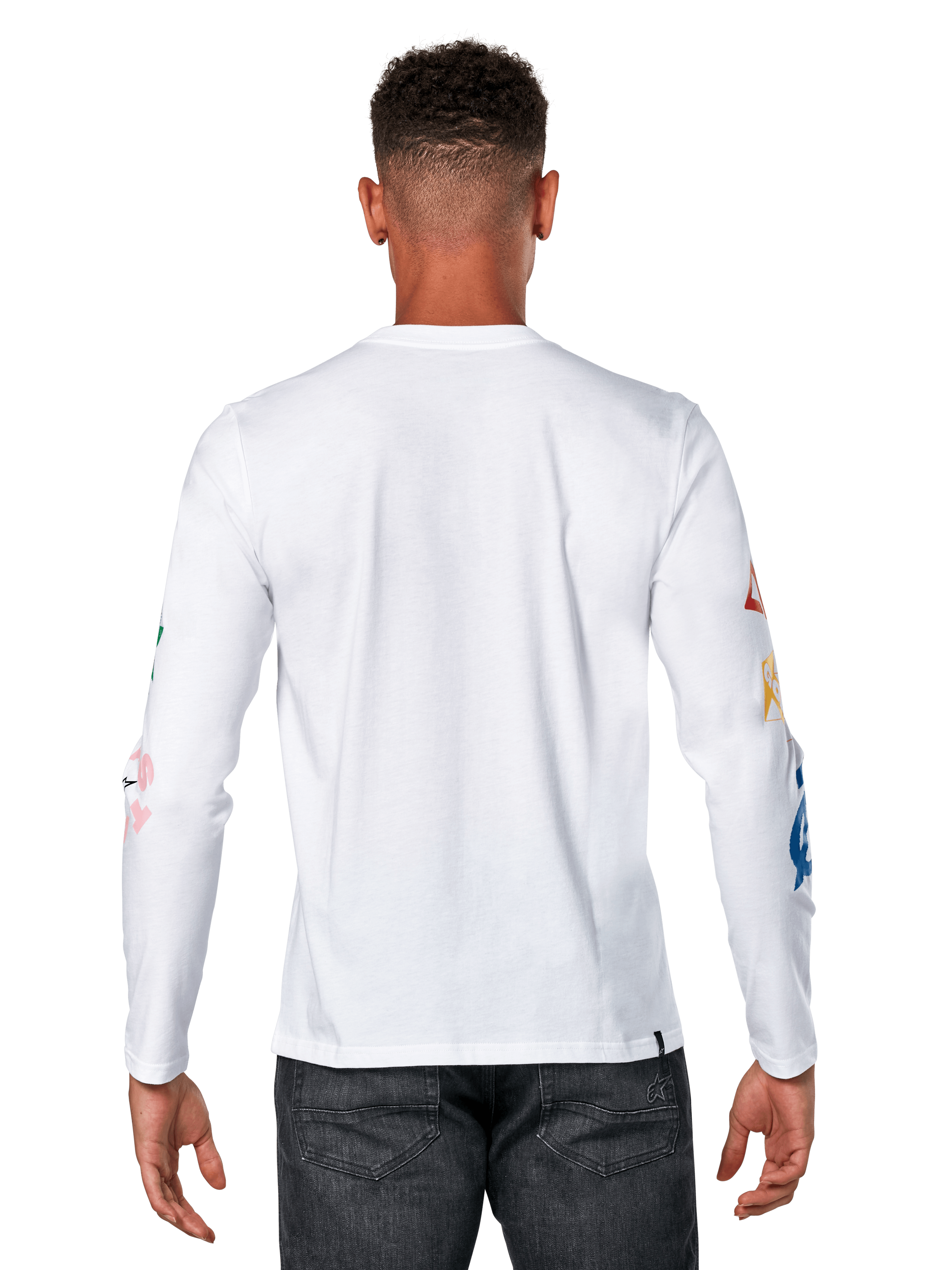 Alpinestars Brundo CSF Tee, biała koszulka z długim rękawem, widok z tyłu z kolorowymi nadrukami graficznymi na rękawach, codzienna odzież streetwearowa w stylu motorsportowym