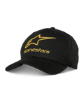 Alpinestars Gild Hat, czarna czapka z daszkiem baseballowa, złote metaliczne haftowane logo 3D, strukturalna korona i zakrzywiony daszek, codzienna odzież motorsportowa