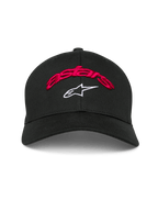 Alpinestars Arcstars Hat, czarna czapka z daszkiem, czerwony haft 3D z napisem astars i białe logo z gwiazdą, zakrzywiony daszek, strukturalna korona, casualowe nakrycie głowy w stylu motorsport