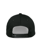 Czapka Alpinestars Sessionized, czapka typu snapback, czarna, widok z tyłu z regulowanym paskiem i małą metką z logo, bawełna twill, codzienne nakrycie głowy inspirowane sportami motorowymi