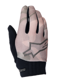 Alpinestars Youth A-Dura Gloves, młodzieżowe rękawice rowerowe MTB, brązowy kamuflaż i czarny, szare logo gwiazdy na wierzchu, czarny neoprenowy mankiet, oddychająca tekstylna góra dla młodych rowerzystów