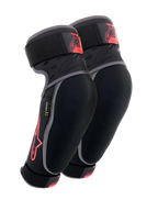 Alpinestars Vector Elbow Protectors, czarne, antracytowe i czerwone, ochraniacze na łokcie MTB, para ochraniaczy z szarymi lamówkami, czerwone logo z gwiazdą i branding Vector, regulowane paski oraz ergonomiczne dopasowanie kompresyjne