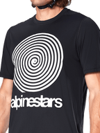 Alpinestars A-Dura Oscar Jersey, koszulka MTB z krótkim rękawem, czarna z dużą białą spiralną grafiką Oscar w stylu vintage i logotypem Alpinestars na klatce piersiowej, profesjonalna odzież rowerowa