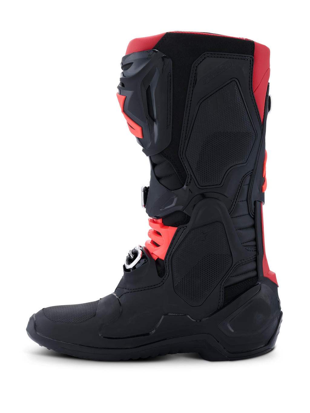 Buty Alpinestars Tech 10, buty motocrossowe, czarno-czerwone, widok z boku ukazujący ochronną konstrukcję TPU, zimno-kute aluminiowe klamry oraz smukły design terenowy.