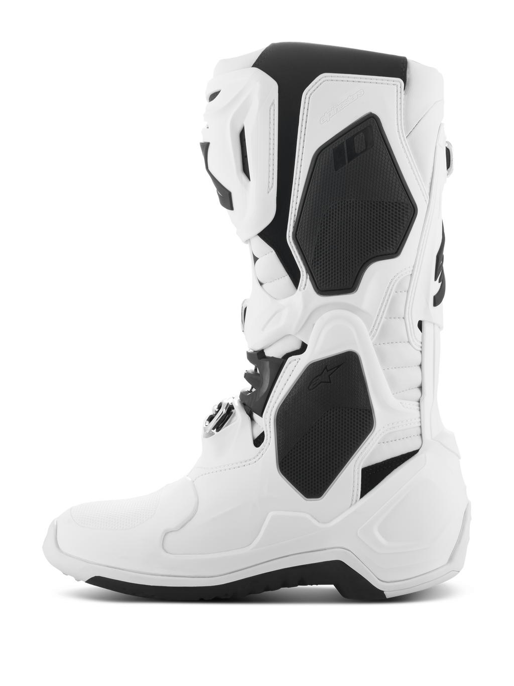Alpinestars Tech 10 Boots, buty motocrossowe, białe z czarnymi akcentami, widok z boku ukazujący ochronne osłony TPU, system zamykania na klamry oraz nowoczesny, opływowy design do wyścigów terenowych
