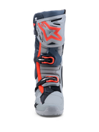 Buty Alpinestars Tech-10 Enduro, buty motocyklowe enduro, szare i czerwone fluo, z płytką goleniową TPU i systemem klamer.