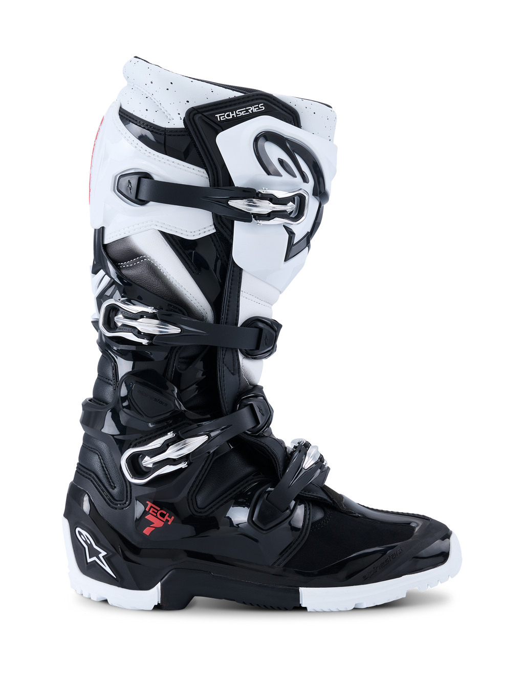 Alpinestars 2026 Tech 7 Enduro Boots, buty motocyklowe off-road, czarno-białe, cztery metalowe klamry, panele ochronne TPU o wysokiej odporności na uderzenia, wytrzymała podeszwa dwuskładnikowa, wyraźne logo Alpinestars na pięcie i goleni