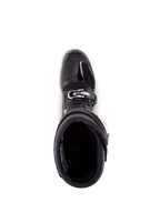 Buty Alpinestars Tech 7, buty motocrossowe, czarne, widok z góry na wyściółkę wewnętrzną, ze srebrnym zapięciem na klamrę i wzmocnionym obszarem palców, profesjonalne obuwie wyścigowe off-road.