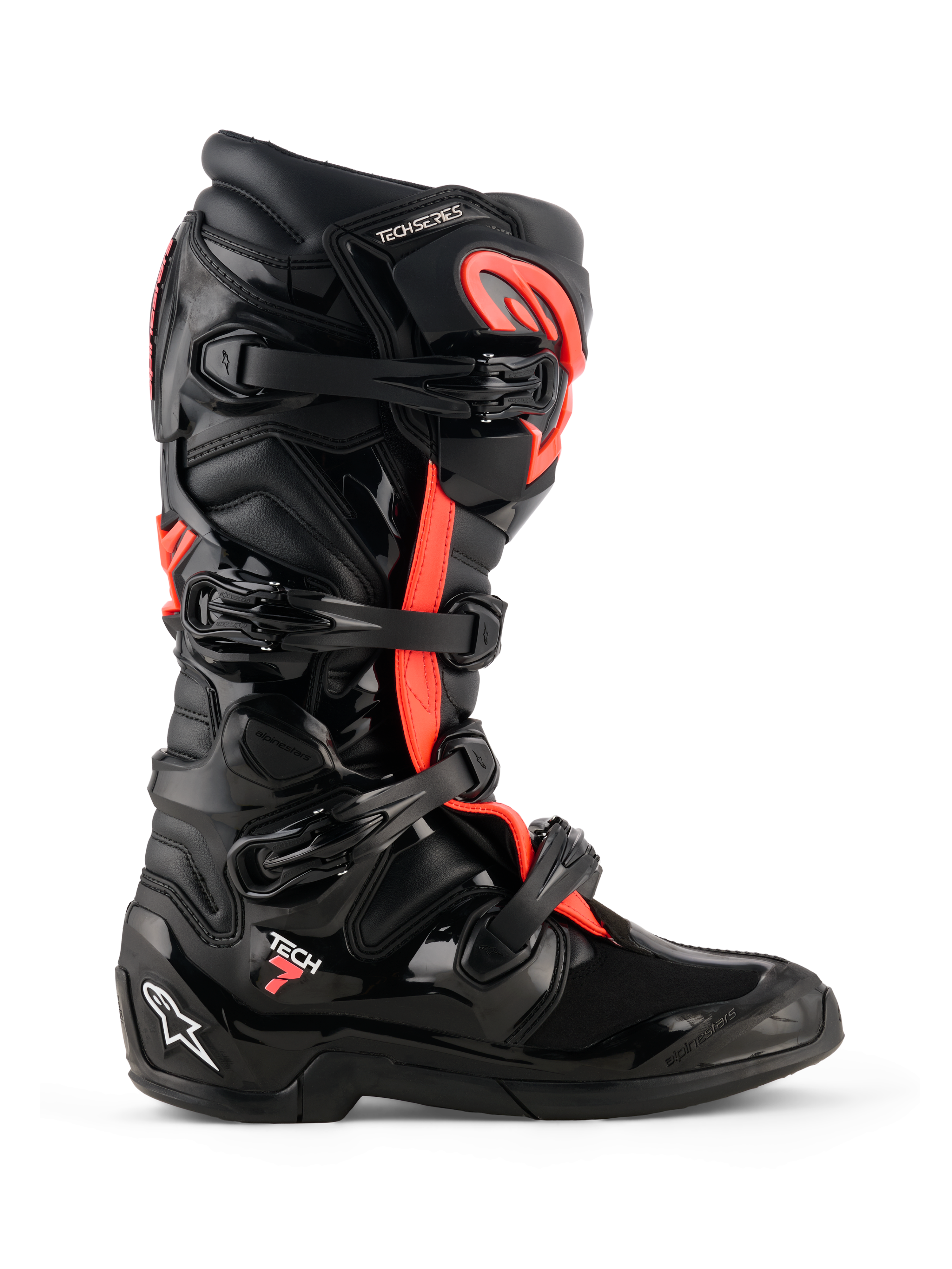 Buty Alpinestars Tech 7, buty motocrossowe, czarno-czerwone fluo, widok z profilu, system zamykania na cztery klamry, ochronna skorupa TPU z oznaczeniem 'Tech 7' i białym logo Astars na pięcie, wytrzymałe obuwie do wyścigów terenowych