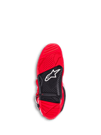 Buty Alpinestars Tech 7, buty motocrossowe, jaskrawoczerwone, widok od spodu na podeszwę, czerwono-czarna dwuskładnikowa guma, teksturowana powierzchnia zapewniająca przyczepność na podnóżkach, białe logo Astar i widoczny wskaźnik zużycia