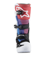 Buty Alpinestars Youth Tech 7S, buty motocrossowe, White Black Rainbow, widok z przodu z czerwoną płytą nagolenną i białym logo gwiazdy, niebieskie i fioletowe panele, czarny system klamer, biały nosek, wytrzymałe obuwie wyścigowe off-road