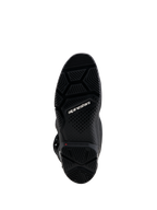 Buty Alpinestars Tech 7 Enduro Gore-Tex, czarna podeszwa z czerwonym wskaźnikiem zużycia, agresywny bieżnik enduro zapewniający przyczepność.