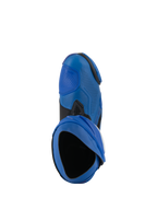 Buty Alpinestars Supertech R Vented, wyścigowe buty motocyklowe, niebiesko-czarne, widok z góry ukazujący otwór wejściowy i perforowaną cholewkę z mikrofibry, wysokiej klasy obuwie do sportów motorowych o wentylowanej konstrukcji
