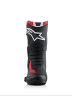 Buty Alpinestars Honda SMX-6 V3, wyczynowe buty motocyklowe, czarne z jaskrawoczerwonymi i białymi akcentami, widok z przodu z dużym białym logo Alpinestars na goleniu, teksturowane siatkowe strefy elastyczne, aerodynamiczny profil ochronny