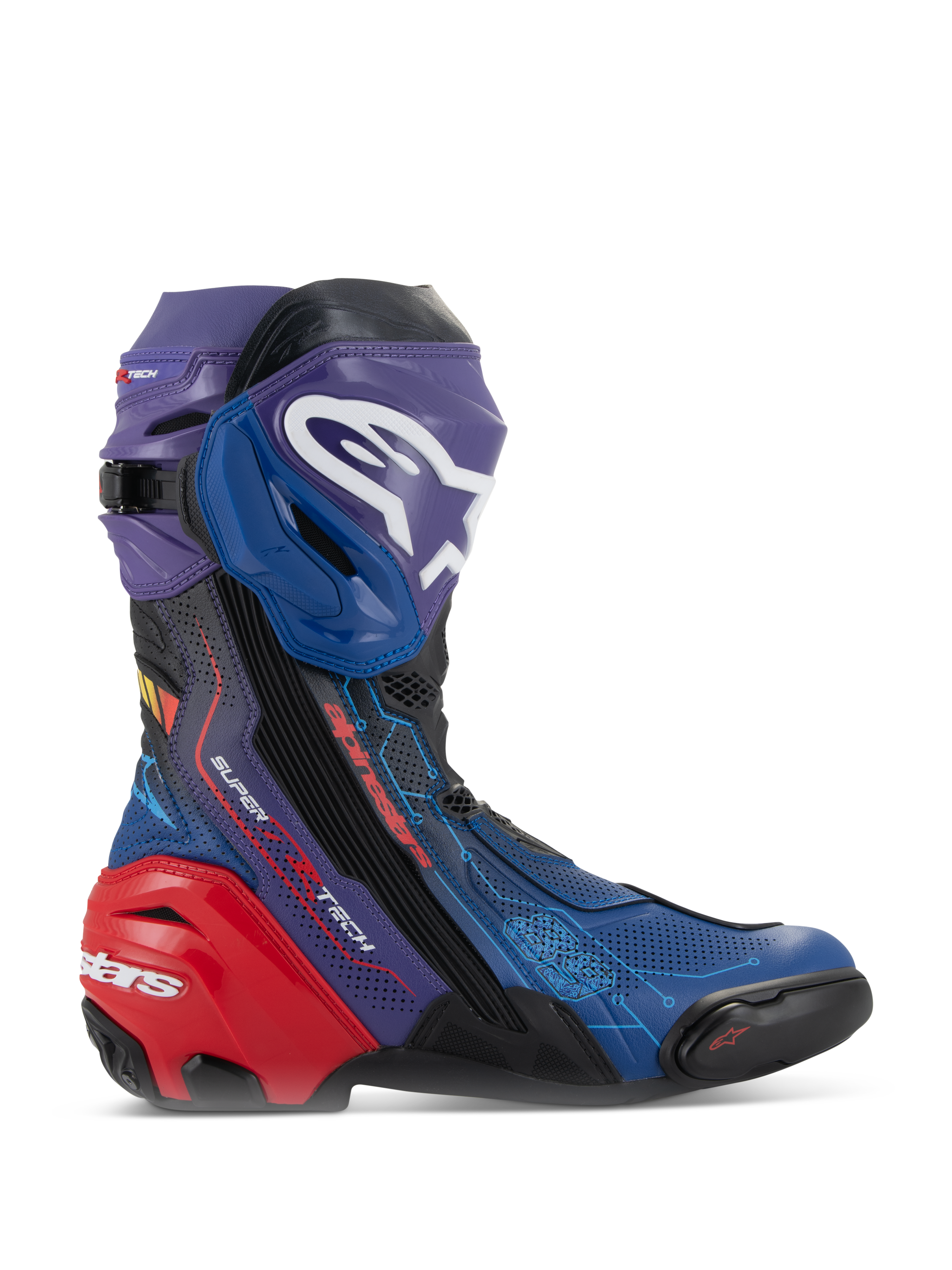 Buty Alpinestars Supertech R LE Martinator R01 Vented, wyczynowe buty motocyklowe, żywa niebieska, fioletowa i czerwona kolorystyka, perforowana konstrukcja z mikrofibry, wyraźne białe logo Alpinestars na goleni i wzmocniony czerwony ochraniacz pięty