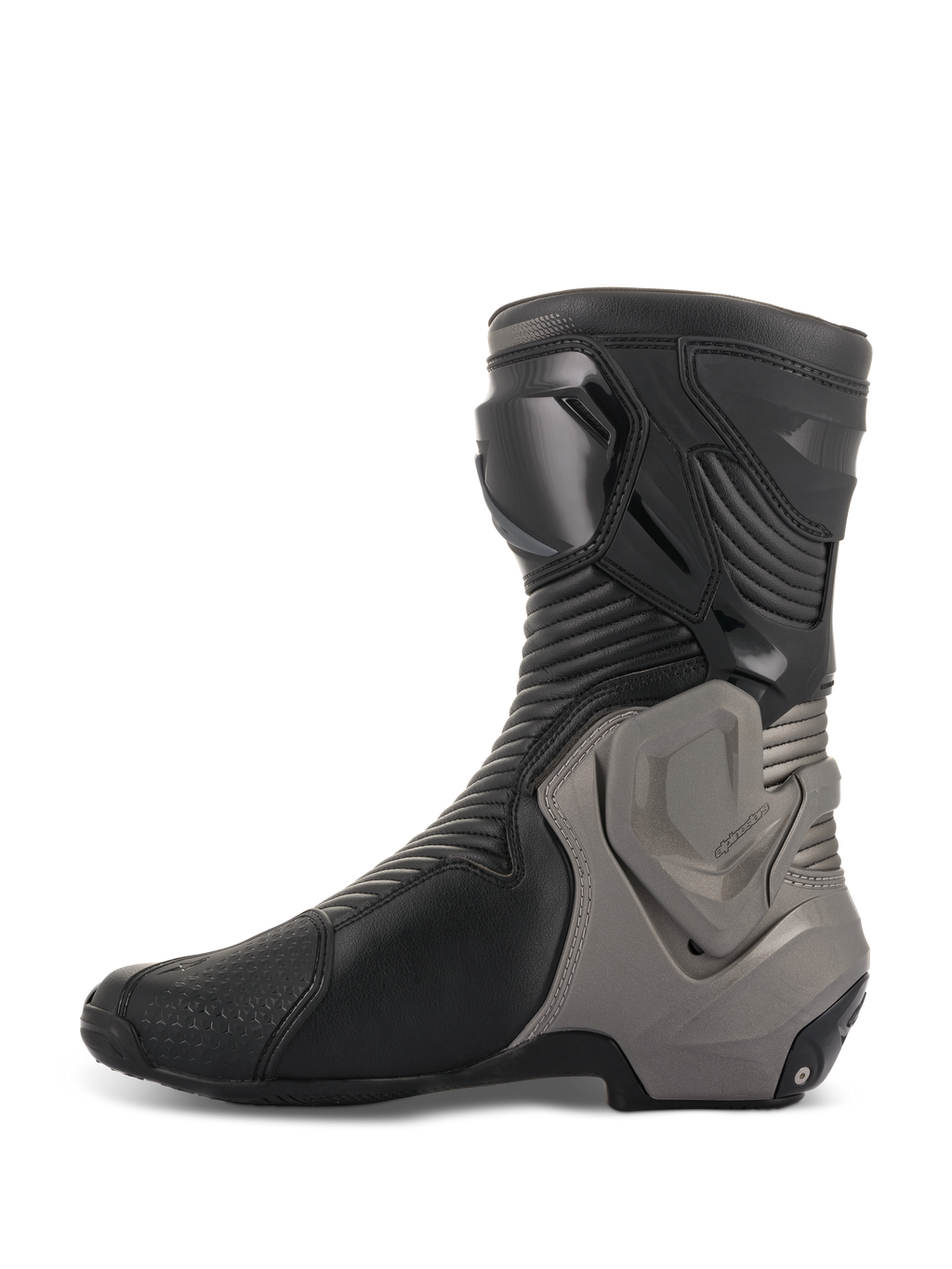 Buty Alpinestars SMX Plus V2, motocyklowe buty wyścigowe, czarno-ciemnoszare, profil boczny pokazujący cholewkę z mikrofibry z harmonijkowymi panelami elastycznymi oraz szarym systemem ochrony kostki Multi-Link Control