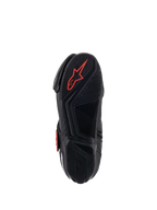 Alpinestars SMX-1 R V2 Vented Boots, buty motocyklowe, czarno-czerwone, widok od spodu na podeszwę z mieszanki gumowej z teksturowanym wzorem przyczepności i czerwonym logo Astars