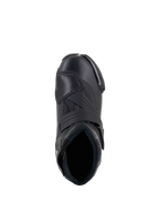 Alpinestars Women Stella SMX-1 R V2 Boots, damskie niskie buty motocyklowe, czarne, widok z góry pokazujący otwór na stopę, pasek na podbiciu i teksturowaną nakładkę TPU do zmiany biegów, smukła konstrukcja z mikrofibry