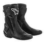 Alpinestars SMX Plus V2 GORE-TEX Boot, czarne motocyklowe buty wyścigowe ze srebrnymi i białymi logotypami, wodoodporna i oddychająca konstrukcja, ze wzmocnioną ochroną kostek, elastycznymi panelami akordeonowymi i ochronnymi płytami TPU do jazdy wyścigowej i sportowej