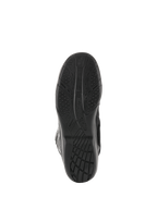 Alpinestars Air Plus V2 GORE-TEX Boots, motocyklowe buty turystyczne, czarne, widok na podeszwę pokazujący ekskluzywny wzór bieżnika z mieszanki gumy dla zapewnienia przyczepności i komfortu, widoczne logo Alpinestars