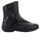 Alpinestars Ridge V2 Waterproof Boot, buty motocyklowe turystyczne, czarne z czerwonymi akcentami, wysokość do połowy łydki, zapięcie na rzep, perforowane panele wentylacyjne, wzmocniona pięta i palce, konstrukcja ze skóry syntetycznej