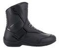 Alpinestars Ridge V2 Waterproof Boot, buty motocyklowe turystyczne, widok z boku, czarne, wytrzymała konstrukcja z mikrofibry z perforowanymi panelami, szerokie zapięcie na rzep, harmonijkowe strefy elastyczne przy kostce, wodoodporny design do jazdy szosowej w każdą pogodę