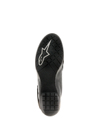 Damskie buty motocyklowe Alpinestars Stella Valencia Waterproof, czarne, widok podeszwy z teksturowanej gumy z antypoślizgowym wzorem i białym logo Astars, zaprojektowane dla stabilności podczas jazdy turystycznej