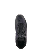 Buty Alpinestars Celer Superair, buty motocyklowe, czarno-ciemnoszare, widok z góry podkreślający pokrętło systemu zamykania Rotor, oddychająca konstrukcja tekstylna o wysokim przepływie powietrza i ochronne syntetyczne wzmocnienia
