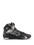 Alpinestars Celer Superair Shoes, buty motocyklowe, czarno-białe, widok z boku z białymi wzorami graficznymi i dużym logo Astar, system zamykania Rotor na języku, ochrona kostki TPU z brandingiem „ONE GOAL ONE VISION”, oddychająca tekstylna cholewka idealna na ciepłe dni