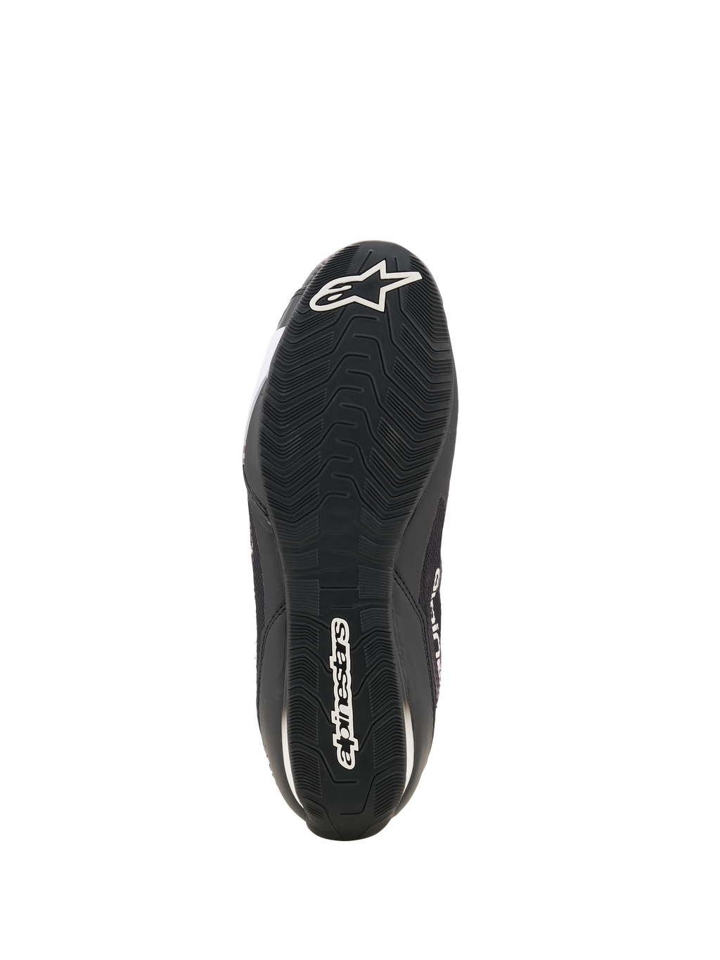 Buty Alpinestars Celer Superair, buty motocyklowe, czarno-białe, widok od dołu przedstawiający olejoodporną gumową podeszwę zewnętrzną z teksturowanym bieżnikiem, białe logo Alpinestars na pięcie i nazwę marki wzdłuż środka dla zapewnienia przyczepności i wydajności