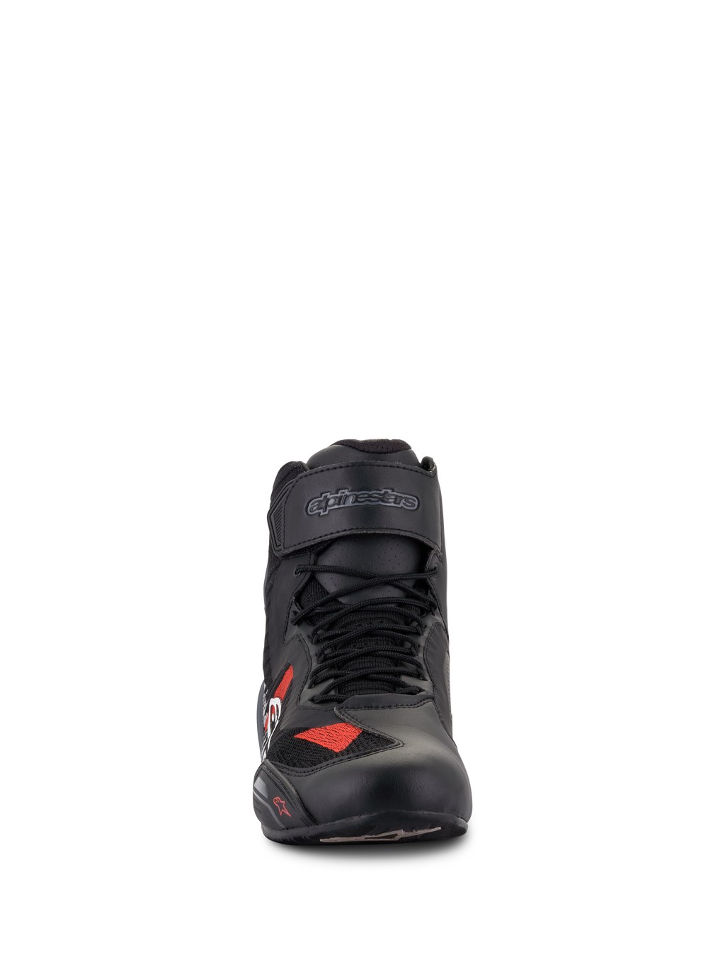 Buty Alpinestars Faster-3 Rideknit®, buty motocyklowe, czarno-szare i jasnoczerwone, widok z przodu przedstawiający czarne sznurowadła i pasek na rzep z logo, lekka konstrukcja z mikrofibry i oddychającej siateczki, sportowy design do jazdy szosowej