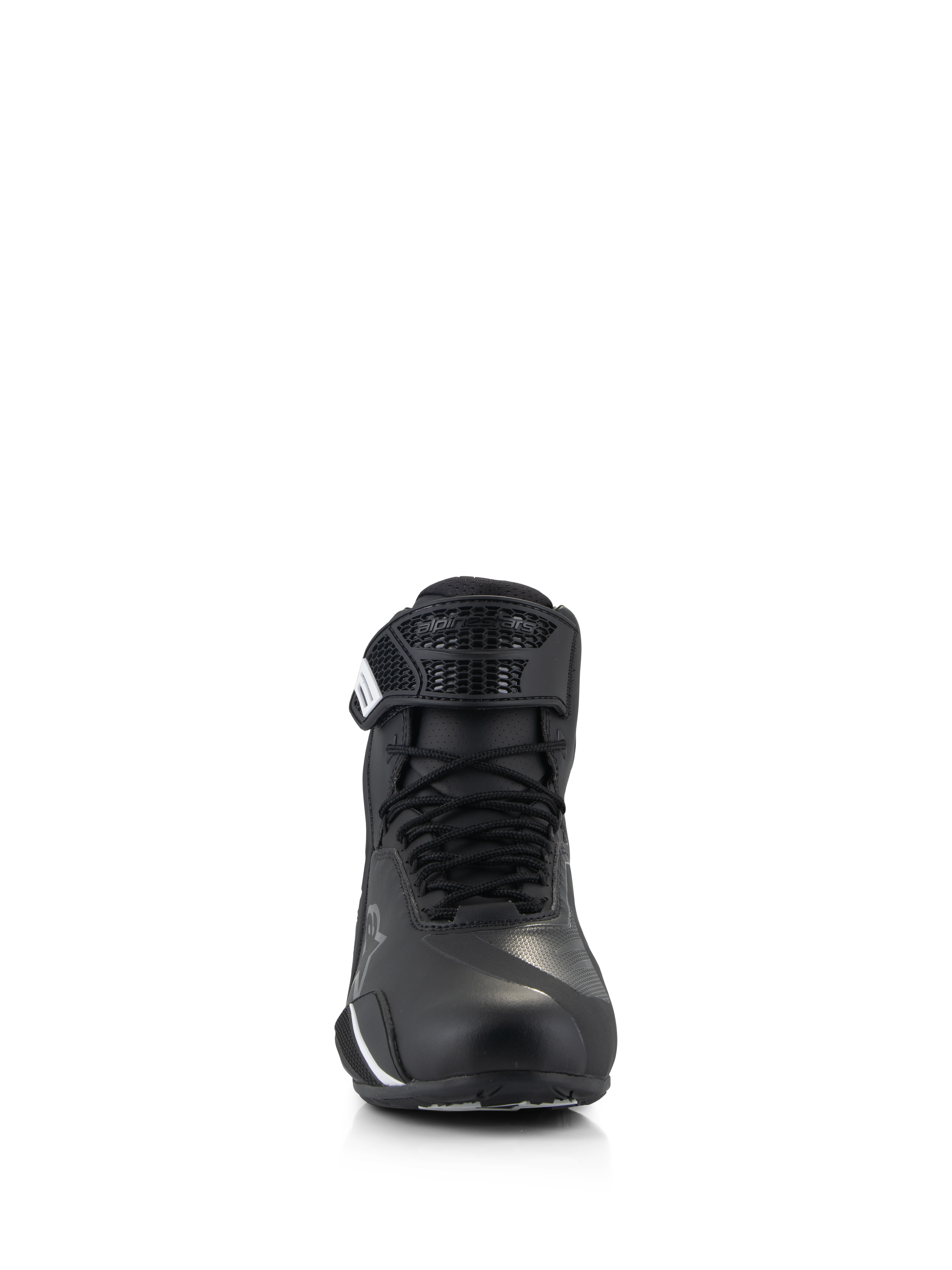 Buty Alpinestars Faster-4, buty motocyklowe, czarne, widok z przodu prezentujący tradycyjne sznurowanie i pasek na rzep, cholewka z zaawansowanej mikrofibry ze wzmocnieniami ochronnymi, techniczne obuwie do jazdy szosowej