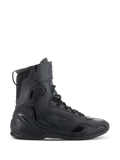 Buty Alpinestars Superfaster, buty motocyklowe, czarne, widok z boku na wysokie obuwie techniczne ze zintegrowaną ochroną, systemem szybkiego sznurowania i paskiem na rzep przy kostce