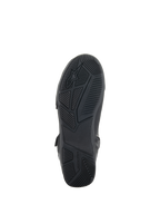 Buty Alpinestars Superfaster, czarne, widok od dołu prezentujący gumową podeszwę z technicznym wzorem bieżnika i przyczepnością, logo i branding Alpinestars, zaprojektowane dla stabilności podczas jazdy motocyklem