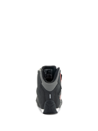 Buty Alpinestars Sektor, buty motocyklowe, czarno-jaskrawoczerwone, widok z tyłu pokazujący szare panele na pięcie i pasek odblaskowy, lekka konstrukcja z mikrofibry do jazdy szosowej