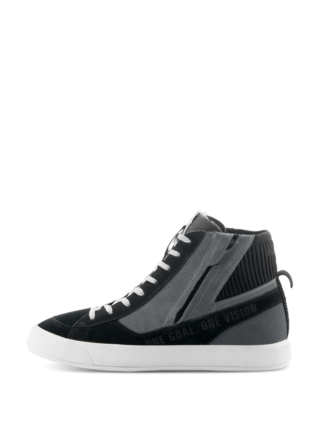 Buty Alpinestars Stated, czarno-szaro-białe miejskie buty motocyklowe, profil boczny prezentujący wysoki fason sneakersów, boczny zamek błyskawiczny, biała wulkanizowana podeszwa oraz napis „ONE GOAL. ONE VISION”.