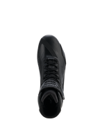 Buty Alpinestars Faster-4 Drystar®, Black Cool Gray, widok z góry na but motocyklowy, sznurowane zapięcie i pasek na rzep przy kostce, bezszwowa konstrukcja z mikrofibry z logo Drystar®, smukły sportowy profil do bezpiecznej jazdy szosowej.