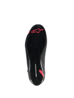 Buty Alpinestars Stella Faster-4 Drystar®, damskie buty motocyklowe, czarne i koralowe fluo, widok od dołu na teksturowaną gumową podeszwę z wzorem bieżnika, logo Astars i brandingiem Alpinestars