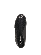 Buty motocyklowe Alpinestars Faster-3 Drystar®, widok podeszwy, czarna guma z falistym wzorem bieżnika, białe logo gwiazdy na czubku i napis na pięcie, techniczne obuwie motocyklowe