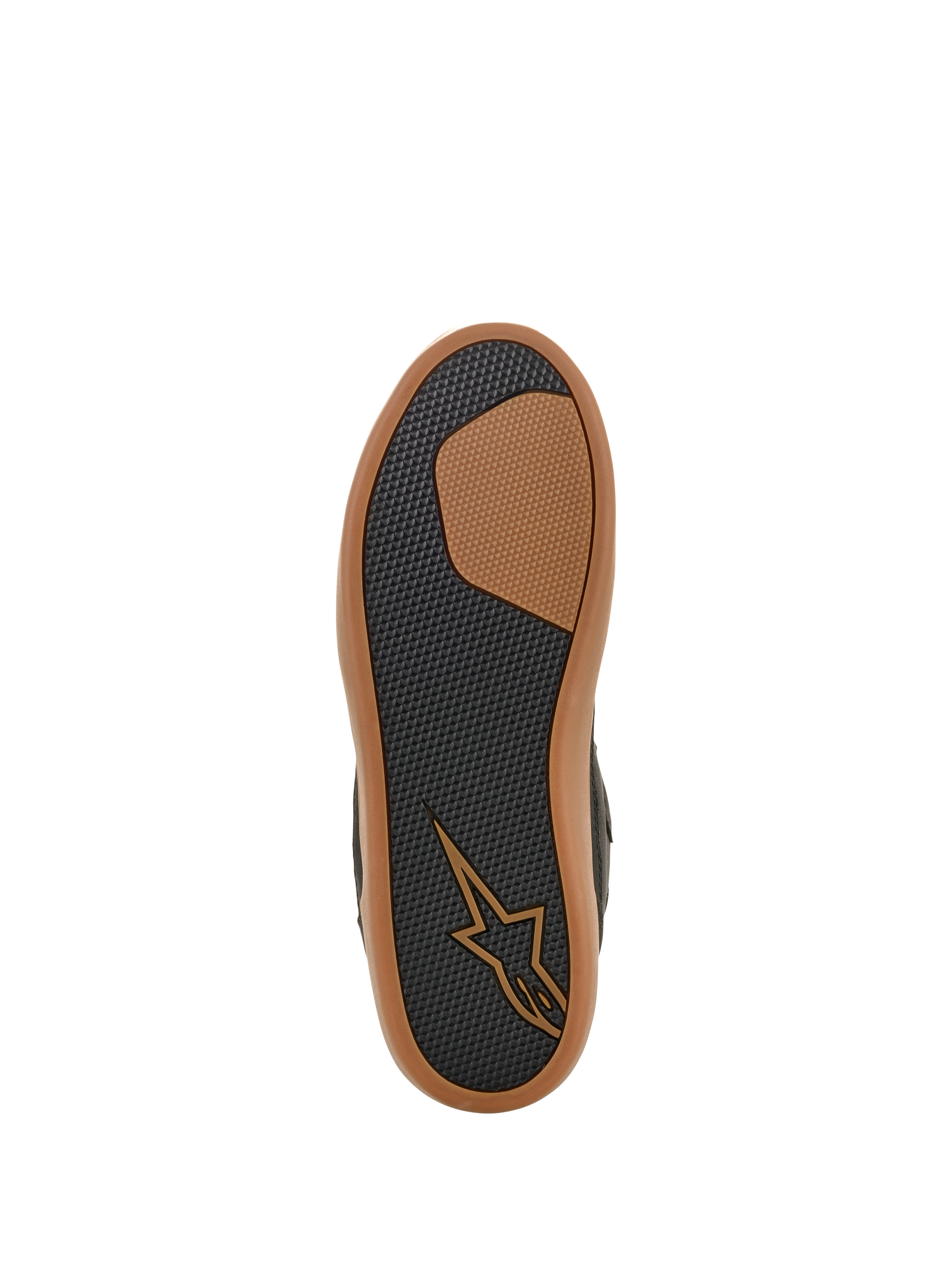 Buty Alpinestars J-6 Waterproof, widok podeszwy, kolor czarny i gumowy, teksturowany gumowy bieżnik zapewniający przyczepność i trwałość, z jasnobrązowym logo Astars i zewnętrzną krawędzią w kolorze gumy, obuwie motocyklowe w stylu sneakersów