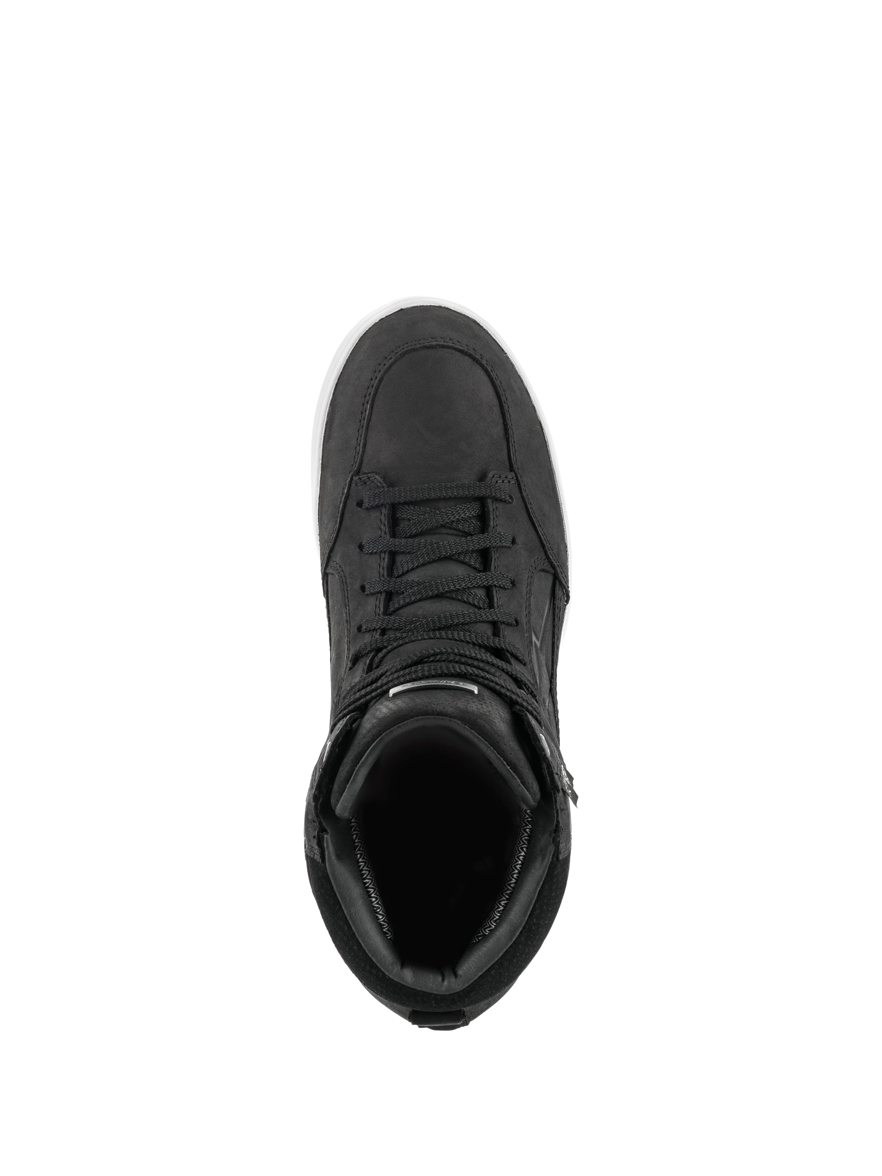 Alpinestars J-6 Waterproof Shoe, czarno-białe, widok z góry na but motocyklowy w stylu sneakersów, konstrukcja z czarnej skóry premium z dopasowanymi sznurowadłami i białym detalem podeszwy, obuwie do miejskiej jazdy szosowej