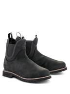 Alpinestars Turnstone Shoes, czarne buty motocyklowe w stylu Chelsea, cholewka z matowej skóry bydlęcej z elastycznymi panelami bocznymi i pętelkami z tyłu, obuwie do jazdy miejskiej z wytrzymałą podeszwą z protektorem i białymi przeszyciami na otoku