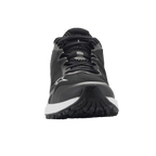 Buty Alpinestars Meta Road V2, buty sportowe, czarno-białe, widok z przodu z oddychającą konstrukcją z siatki, białą podeszwą środkową i logo Alpinestars z boku i na czubku, lekkie obuwie robocze inspirowane motorsportem