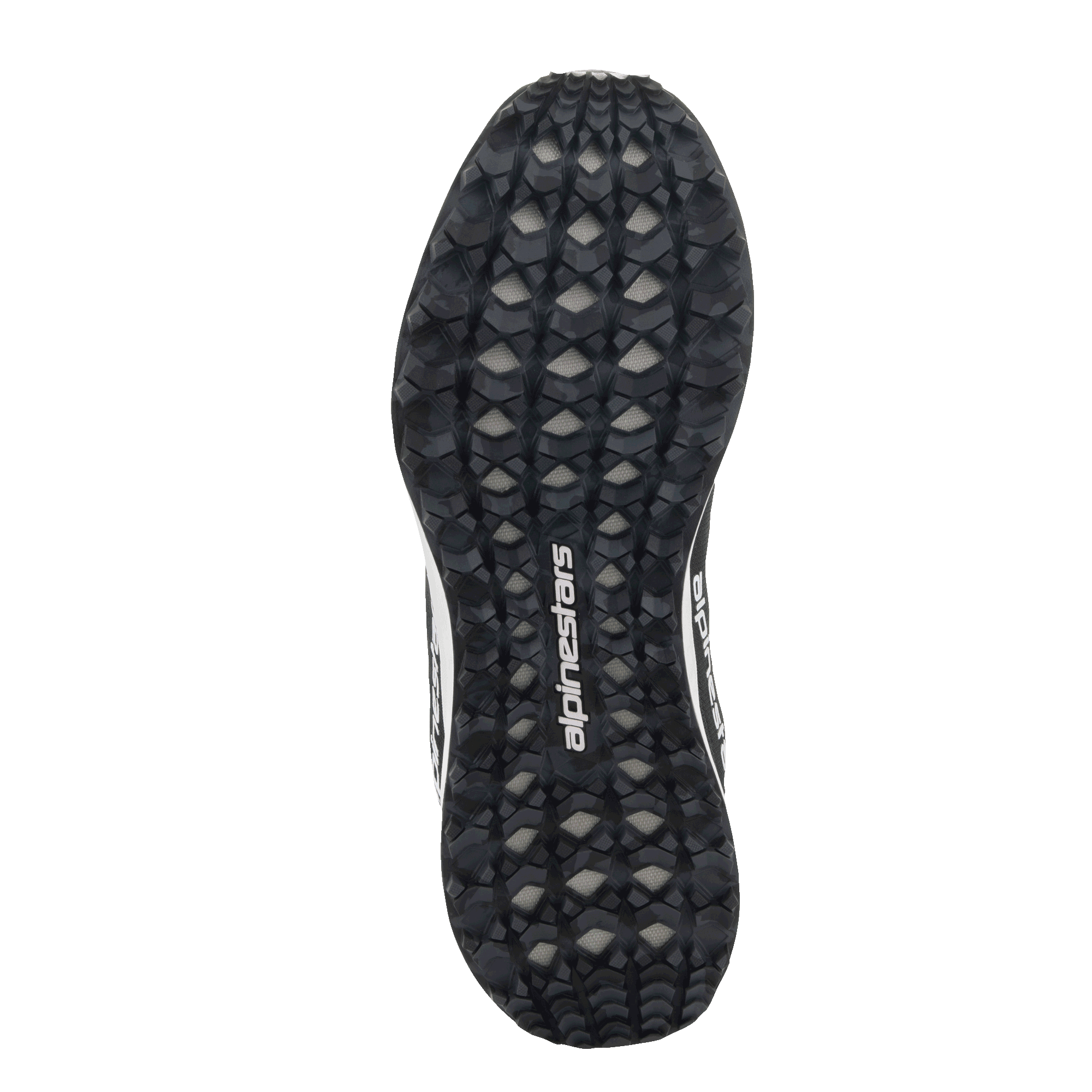 Buty Alpinestars Meta Road V2, widok na podeszwę zewnętrzną od dołu, czarno-szary wzór bieżnika w stylu kamuflażu z wypustkami, białe logo Alpinestars, wytrzymała gumowa podeszwa zapewniająca przyczepność w każdym terenie