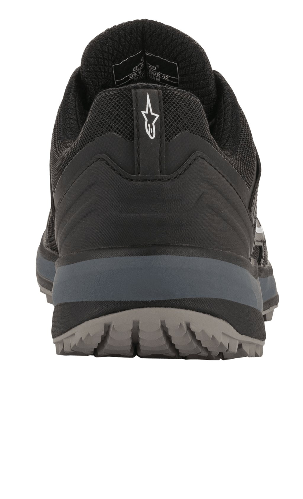 Buty Alpinestars Meta Trail, wyczynowe buty do biegania, czarne i ciemnoszare, widok z tyłu przedstawiający uchwyt na pięcie z białym logo Astar, ciemnoszarą podeszwę środkową i teksturowaną podeszwę zewnętrzną, codzienne obuwie inspirowane sportami motorowymi do padoku