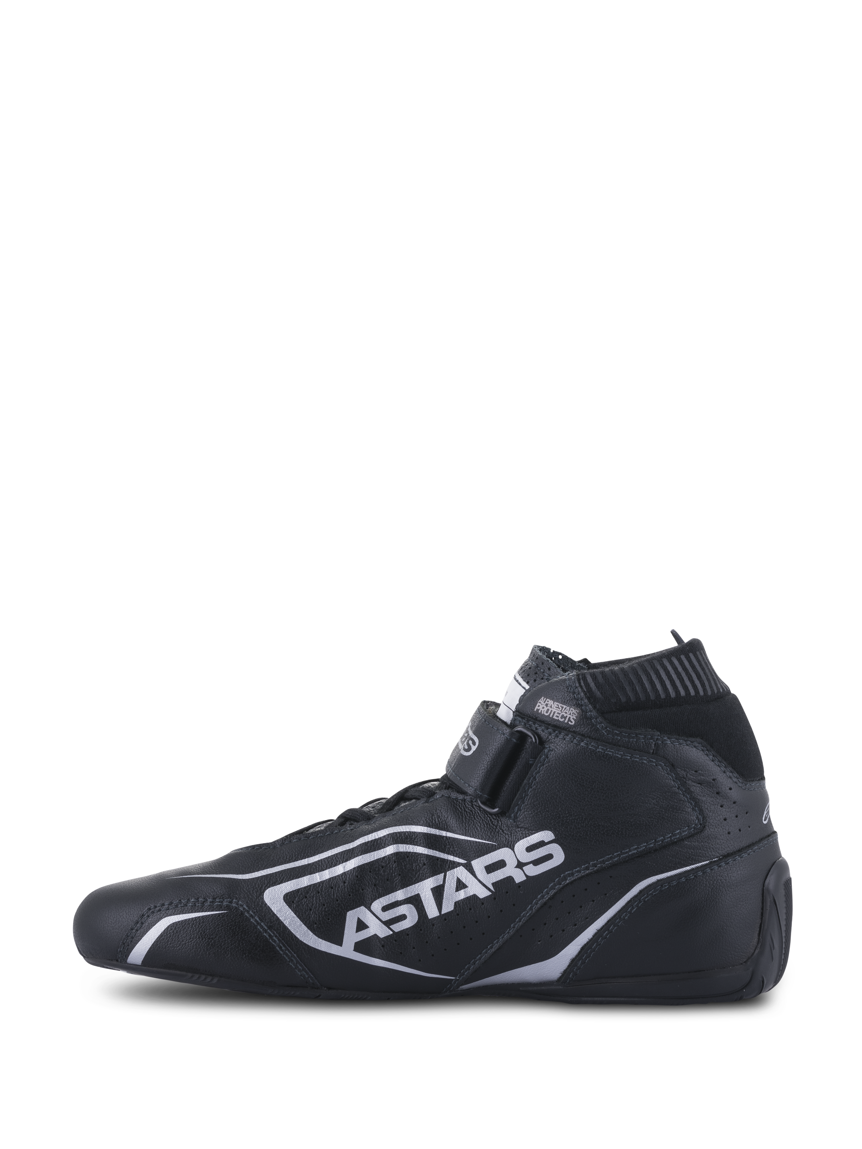 Alpinestars Tech-1 T V3 Shoes FIA, buty wyścigowe, czarno-srebrne, widok z boku, konstrukcja z pełnej skóry bydlęcej ze srebrnym logo ASTARS, regulowany pasek na rzep i elastyczny kołnierz ognioodporny.