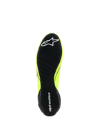 Alpinestars Supertech K Shoes - FIA, buty kartingowe, żółte fluo czarno-białe, widok podeszwy z czarnym asymetrycznym wzorem bieżnika, białe logo gwiazdy z przodu i napis alpinestars na pięcie, cienka gumowa podeszwa zapewniająca wyczucie pedałów