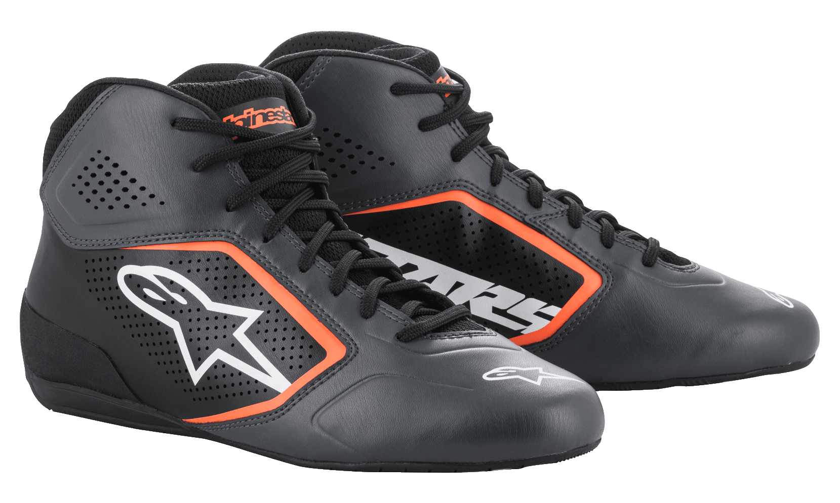 Alpinestars Tech-1 K Start V2 Shoes, buty kartingowe, czarne Asphalt i pomarańczowe Fluo, perforowana cholewka z mikrofibry z jaskrawopomarańczowymi akcentami, białe logo Astar z boku, smukły niskoprofilowy design wyścigowy