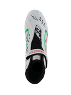 Buty Alpinestars Tech-1 KX V3, buty kartingowe z homologacją FIA, białe z zielonymi i czerwonymi akcentami, widok z góry ukazujący asymetryczne sznurowanie, regulowany pasek z czerwonym logo oraz laserowo wycinane perforacje na czubku.