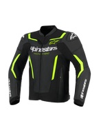 Alpinestars GP Force V2 Air Leather Jacket, skórzana kurtka motocyklowa, czarna z żółtymi akcentami fluo, z perforowanymi panelami skórzanymi zapewniającymi przepływ powietrza, wyraźnym białym logo Alpinestars na klatce piersiowej i przedramionach oraz fluorescencyjnymi żółtymi detalami na ramionach i rękawach nadającymi sportowy wygląd.
